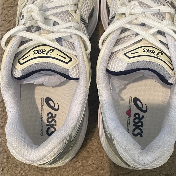 Asics Gel-Kayano 14 - Picture 6 of 7